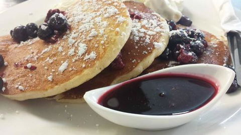 Tasty Treats @ Back Beach - e-Seniors 0
