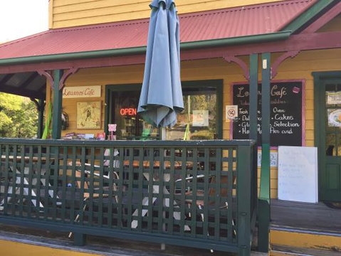Leanne's Cafe - e-Seniors 0