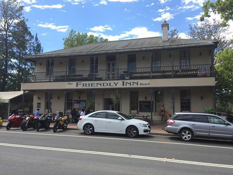 Friendly Inn Hotel - e-Seniors 0