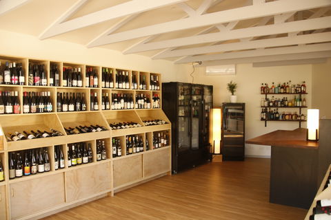 Grampians Wine Cellar - e-Seniors 0