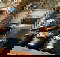 Hoff Hut Hotham - e-Seniors