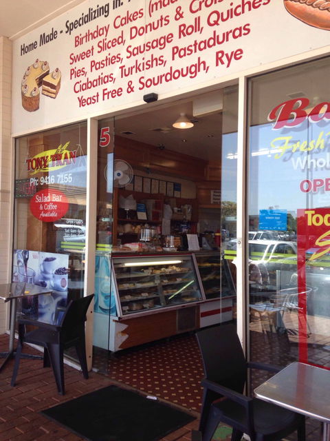 Tony Tran Bakery - e-Seniors 0