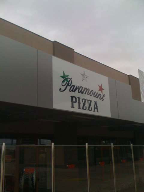 Paramount Pizza - e-Seniors 0