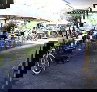 Woolpack Hotel  Lounge - e-Seniors
