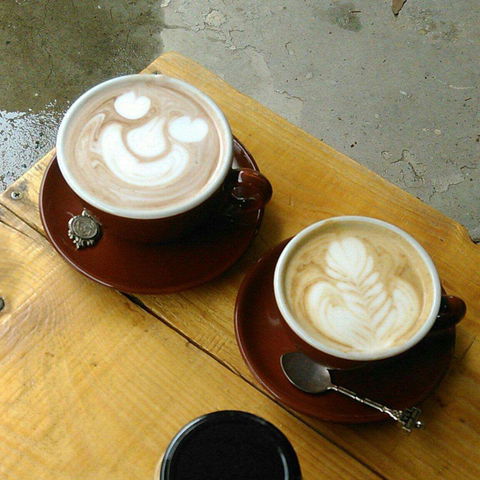 De Groot Coffee Co - e-Seniors 0
