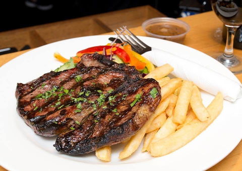 Adam’s Tavern - e-Seniors 0