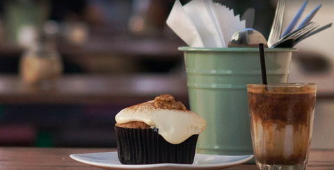 A Minor Place - e-Seniors 0