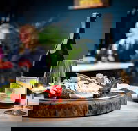 RJM's Wine Bar - e-Seniors