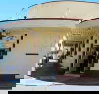 The Camel Bar - e-Seniors