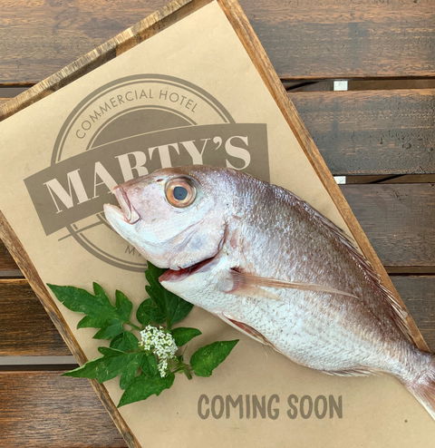Marty's At The Commercial Hotel - e-Seniors 0