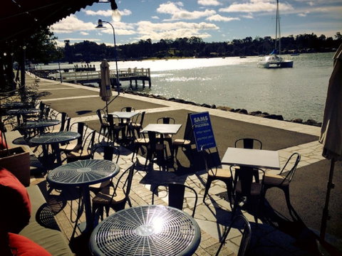 Sam's Pizzeria On The Waterfront - e-Seniors 0