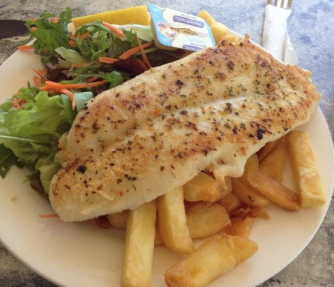 Three Fish Cafe - e-Seniors 1