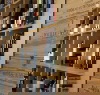 Mud Bar and Restaurant - e-Seniors