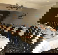 Ewe 'n Me Restaurant - e-Seniors