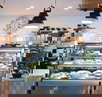 Arch View  Cafe - e-Seniors