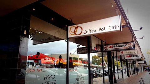 The Coffee Pot Cafe - e-Seniors 0