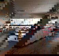 Lazy Janes Cafe - e-Seniors
