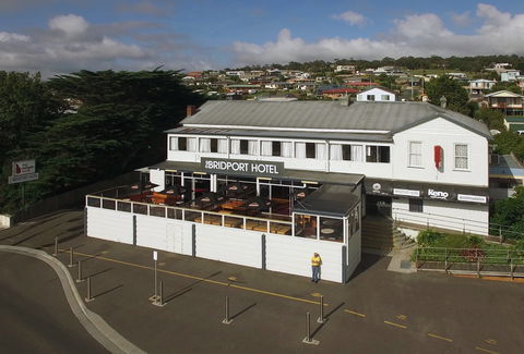 Bridport Hotel Restaurant - e-Seniors 0
