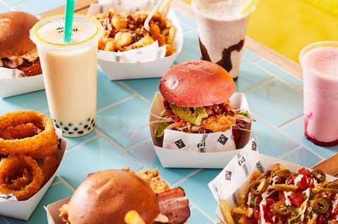 London K Burgers - e-Seniors 0