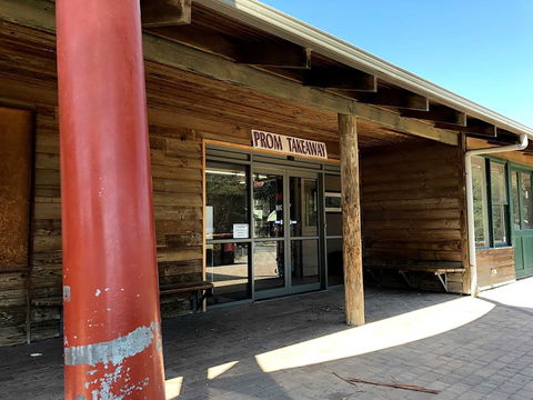 Tidal River General Store - e-Seniors 1