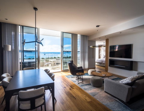 Promenade Penthouse Apartment - e-Seniors 0