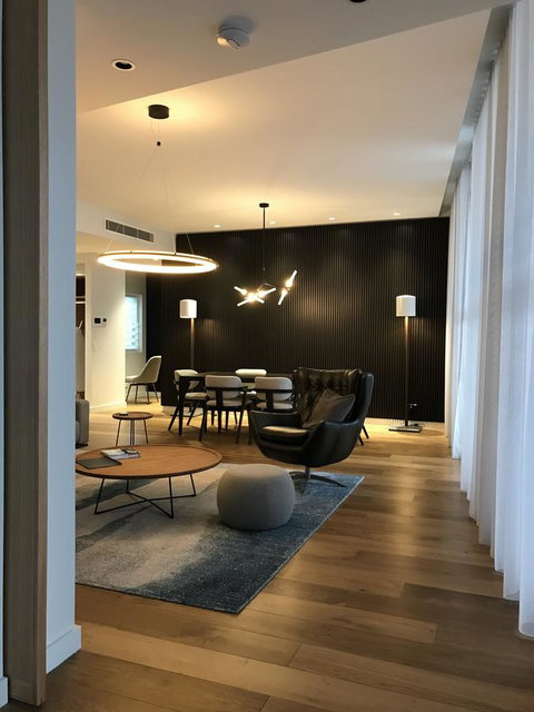 Promenade Penthouse Apartment - e-Seniors 5