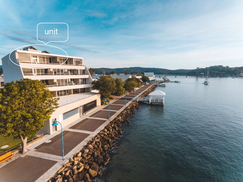 Promenade Penthouse Apartment - e-Seniors 1