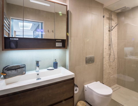 Promenade Penthouse Apartment - e-Seniors 11