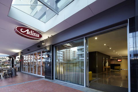 Adina Apartment Hotel Wollongong - e-Seniors 24