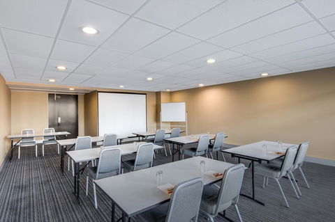 Adina Apartment Hotel Wollongong - e-Seniors 36