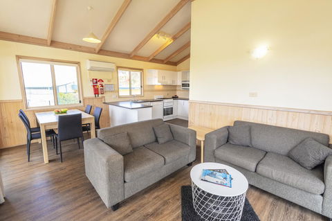Discovery Parks â€“ Pambula Beach - e-Seniors 15