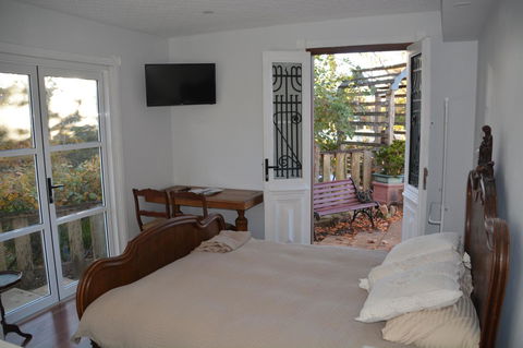 Garden Room - e-Seniors 4
