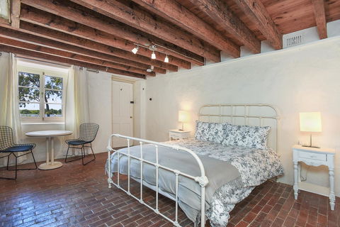 Wellington Courthouse - e-Seniors 17