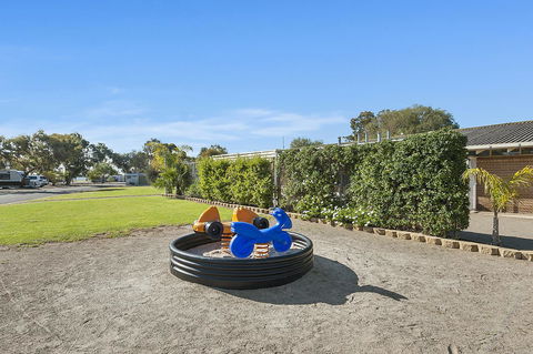 Port Broughton Tourist Park - e-Seniors 6
