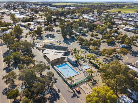 Port Broughton Tourist Park - e-Seniors 9