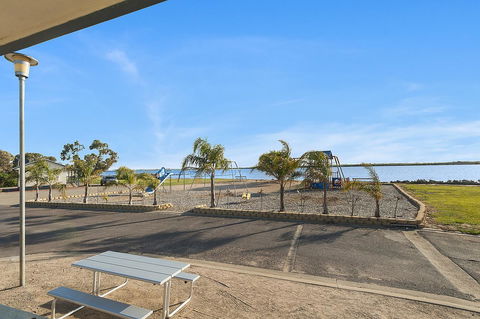 Port Broughton Tourist Park - e-Seniors 38