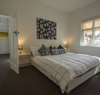 Cowan Street Bungalow - e-Seniors