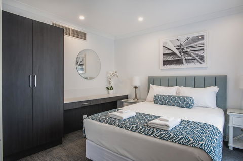Marina Hotel - e-Seniors 22