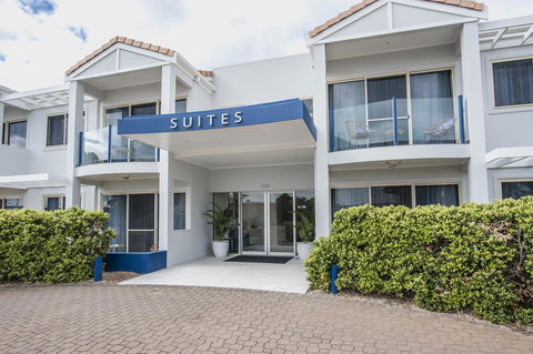 Marina Hotel - e-Seniors 20