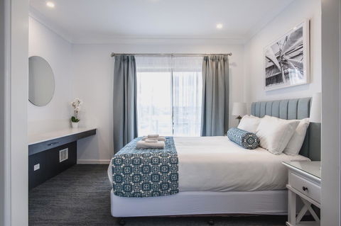 Marina Hotel - e-Seniors 7