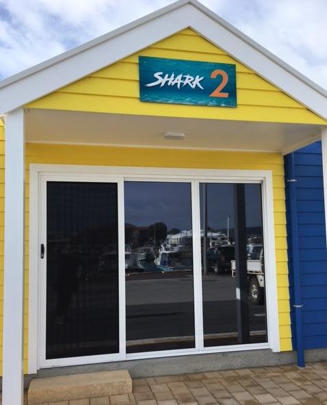 The Shark Apartments 1 - e-Seniors 1
