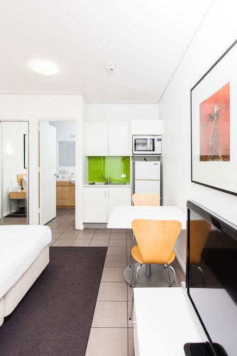 Majestic Oasis Apartments - e-Seniors 27