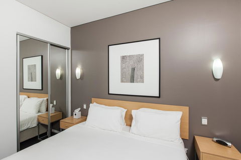 Majestic Oasis Apartments - e-Seniors 15