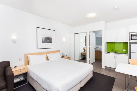 Majestic Oasis Apartments - e-Seniors 29