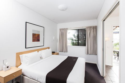 Majestic Oasis Apartments - e-Seniors 19