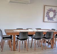Emu Bay Holiday Homes - e-Seniors