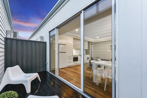 Aloha Luxury Central - e-Seniors 28