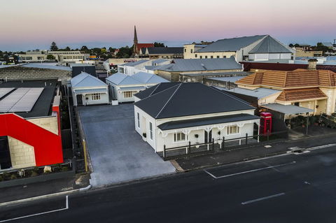 Aloha Luxury Central - e-Seniors 7