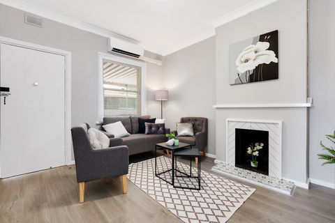 Cute And Cosy - Events, Workers, Getaways - e-Seniors 6