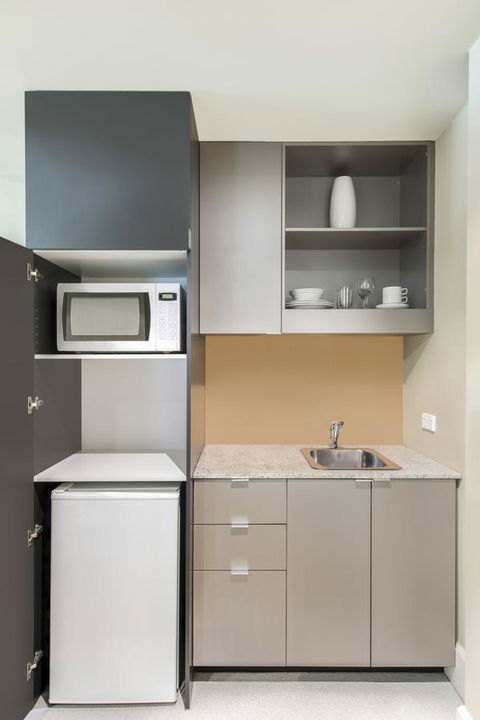 Adina Apartment Hotel Adelaide Treasury - e-Seniors 23